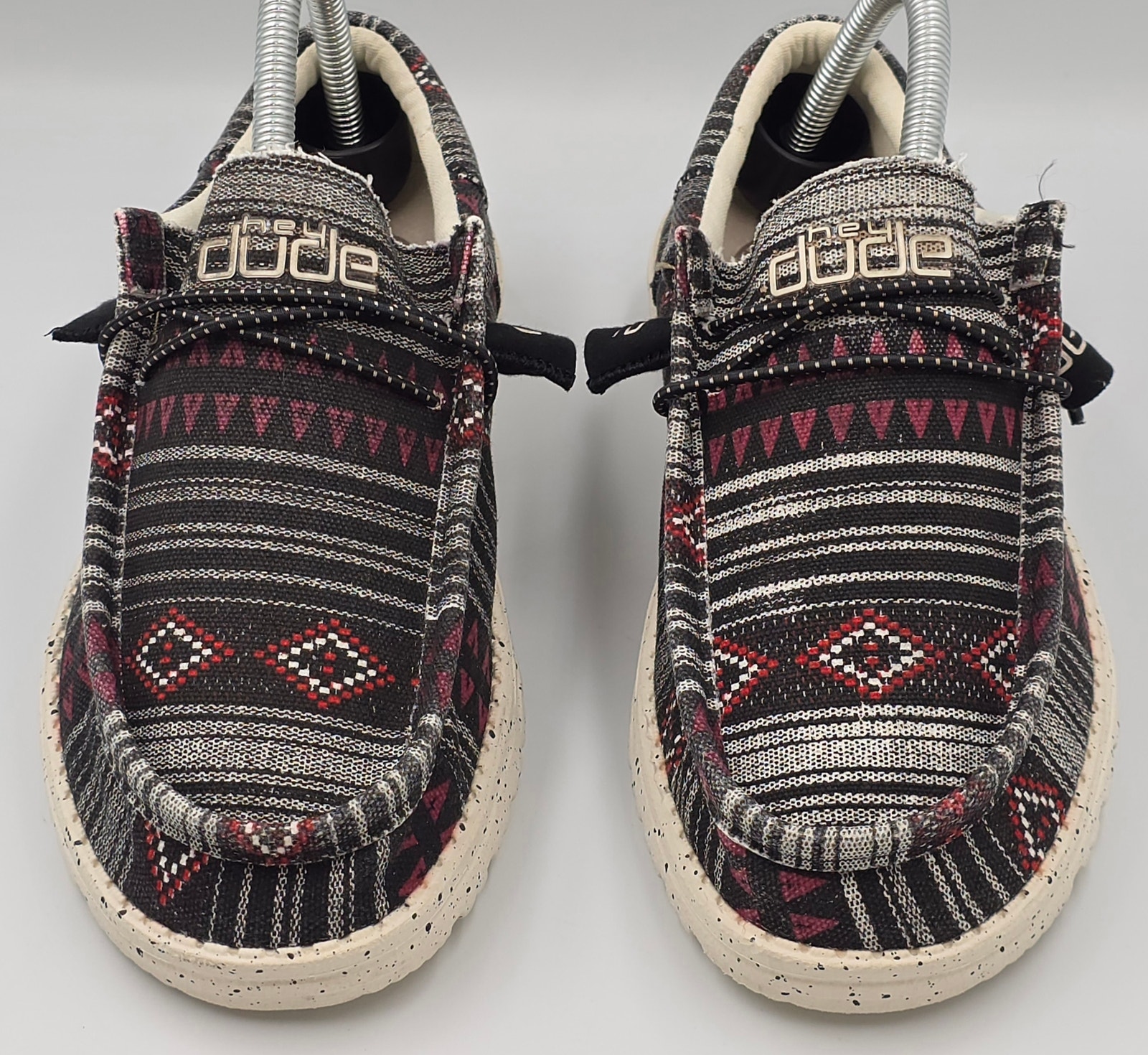 Hey Dude Mens Wally Funk Black Merlot Aztec Size 6 Rare Exclusive Travel Casual